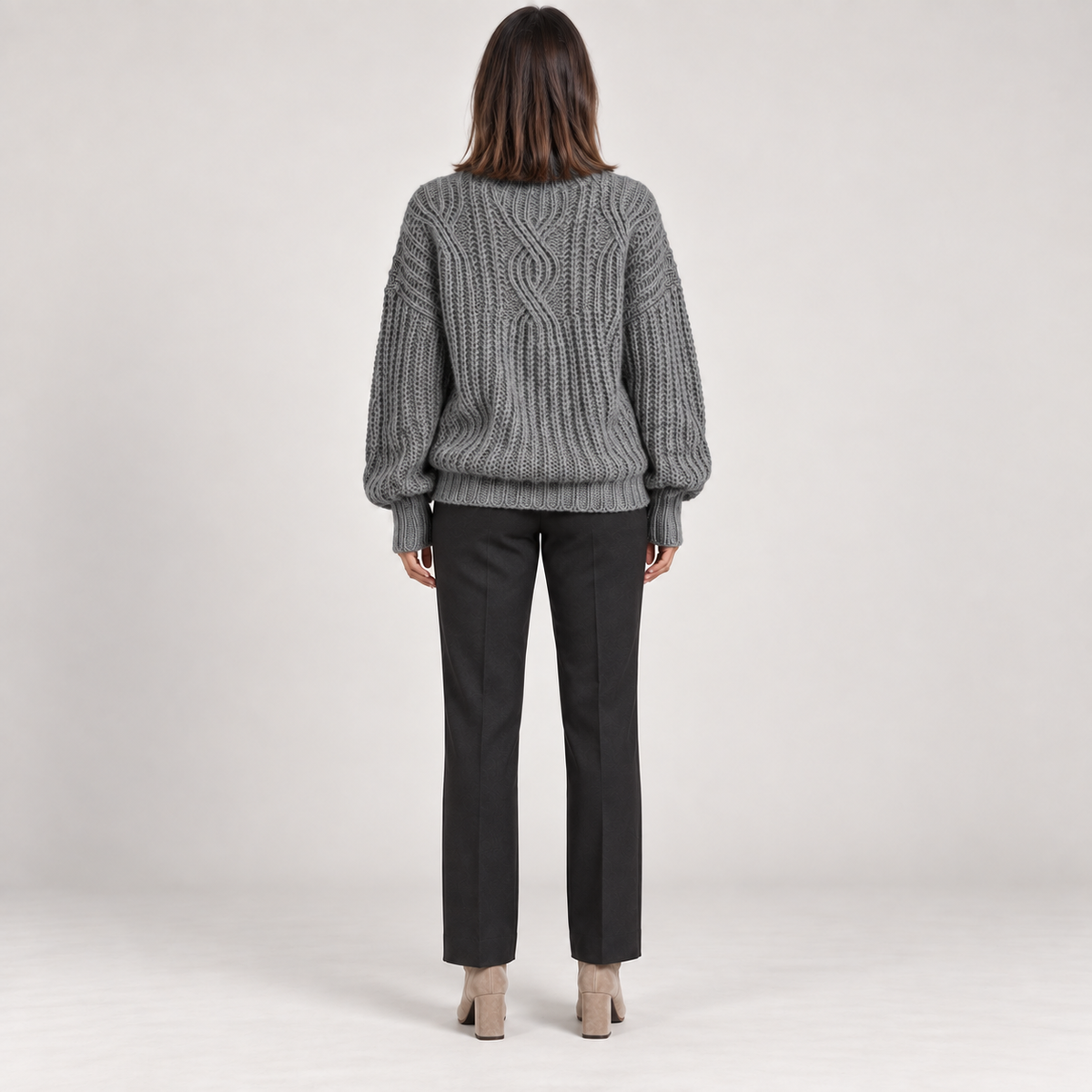 Aerynna | Sophisticated Sweater