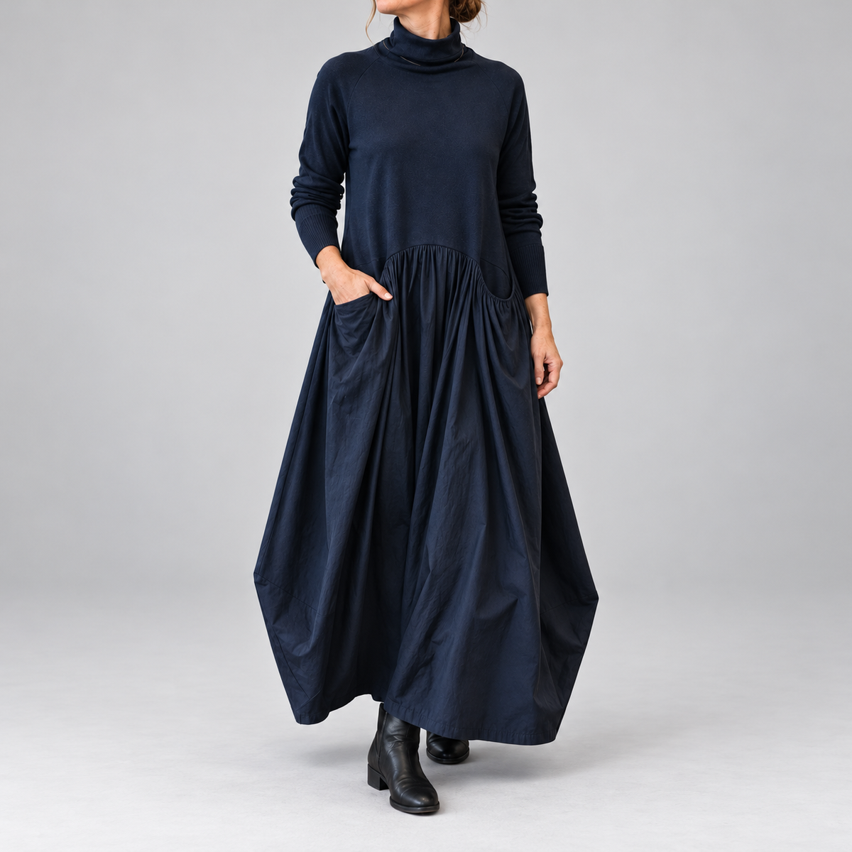Odette - Turtleneck Maxi Dress